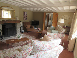 Comfortable cottage lounge